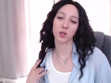 alexandra meow2