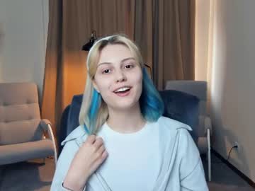 angelinaholly