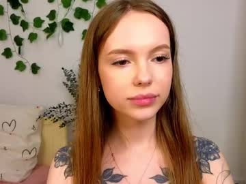 mia ellison