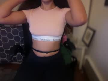 smalltittiesbig