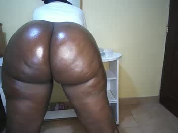 thiccyra90920